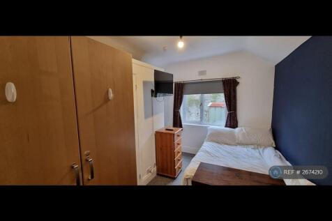Room 2 - Ensuite