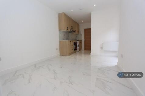 Open Plan Living Room &amp; Kitchette