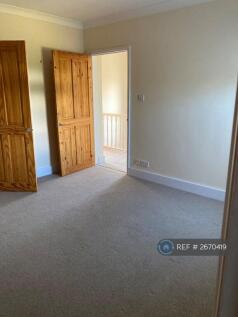 Back Bedroom/Built-In Wardrobe