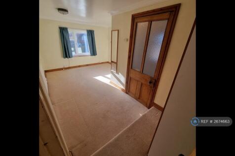 Bedroom 1 With Ensuite