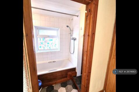Ensuite Shower Room And Toilet