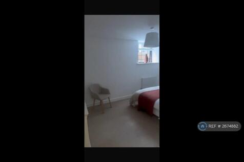 Mastered With Walk In Robe