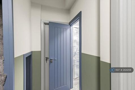 Off-Suite Room 3, Accessed Via Landing