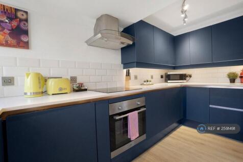 Kitchen With Modern Amenities 