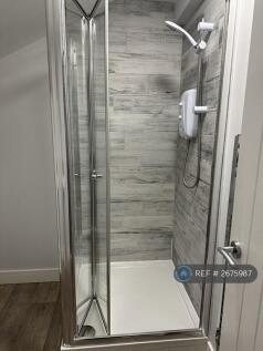 Ensuite Bedroom 4 Loft 