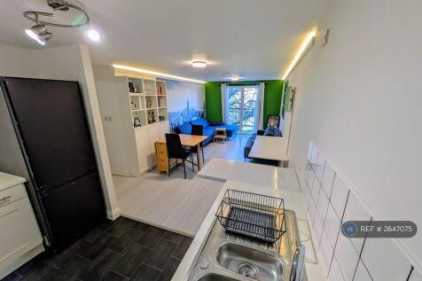 Living Space & Kitchen