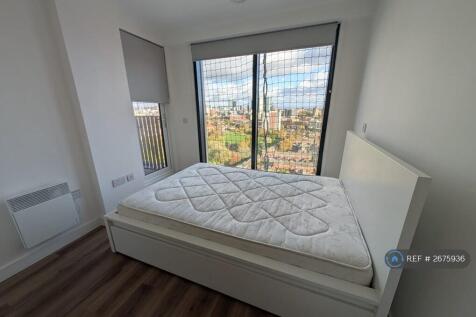 Master Bed &#43; Ensuite