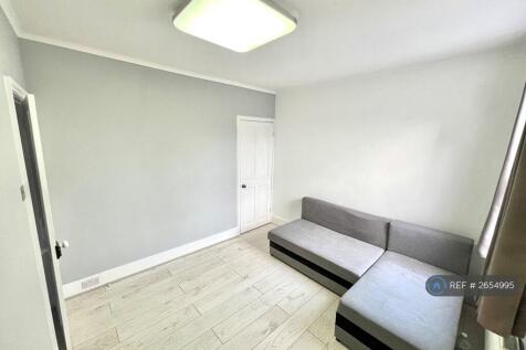 Bedroom 2 ( It Will Be Unfurnished)