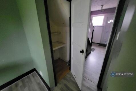 Kitchen Pantry Storage 