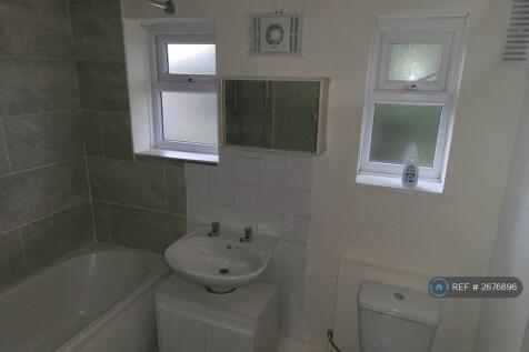 Double Window With Extractor Fan