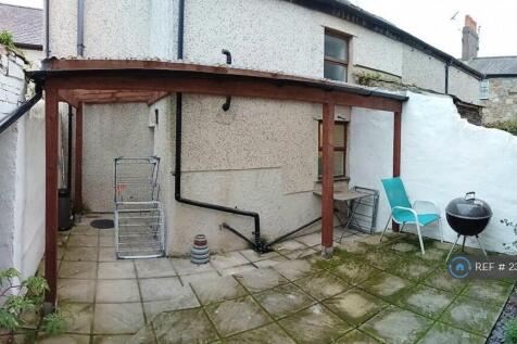 Covered Outdoor Space