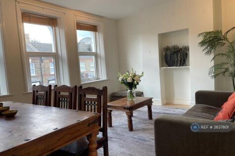 1st Floor Sitting/Dining Room