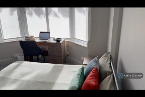 Modern Bedrooms With New Furniture 