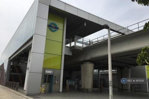 Pudding Mill Lane Dlr - 5 Mins Walk Away 