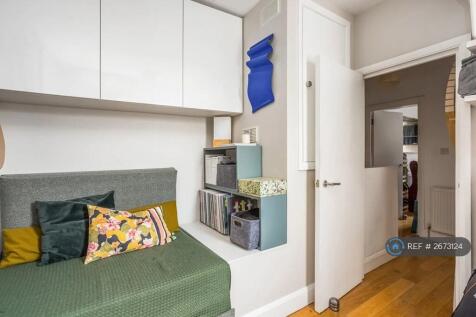 Second Bedroom/Study