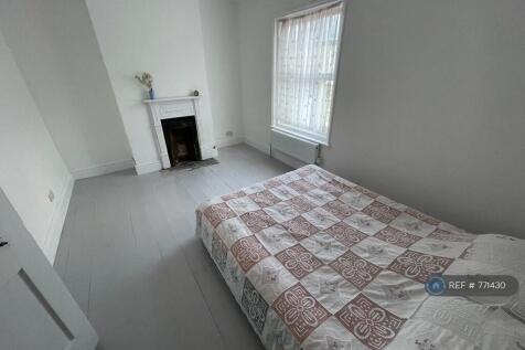 Bedroom 1 (Front Of Property)