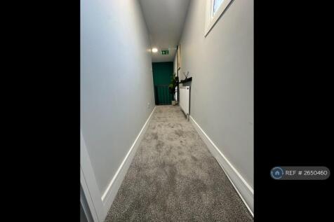 Landing Area/ Corridor