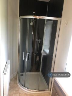 Ensuite In Master Bedroom