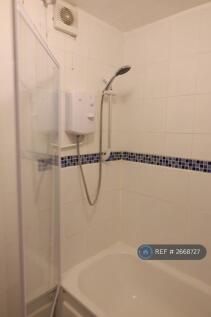 Tiled Shower With Glass Screen