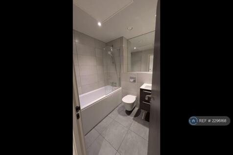 Bathromm &amp; Shower