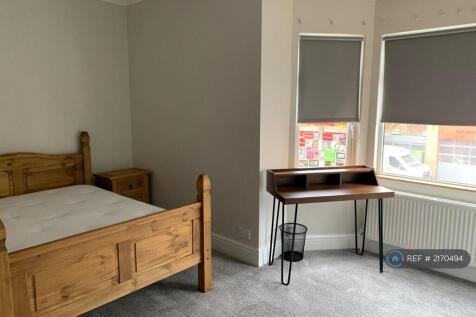 Large Double Room With En-Suite