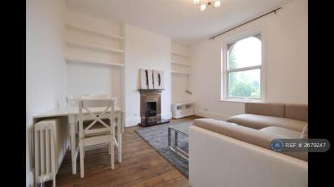 Lounge / Dining Room