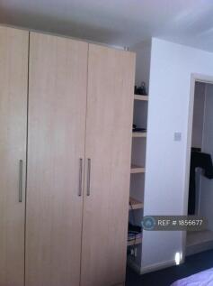 Bedroom1 &#43;3wardrobe