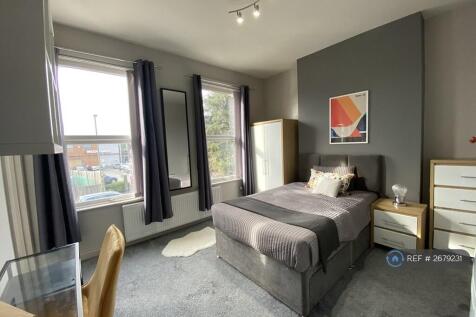 Spacious En-Suite Room :-) 