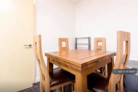 Dinning Area In Kitchen 