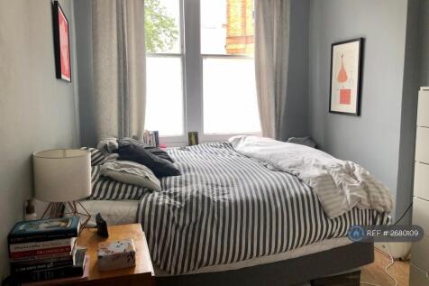 Furniture Shown Belong To Tenant 