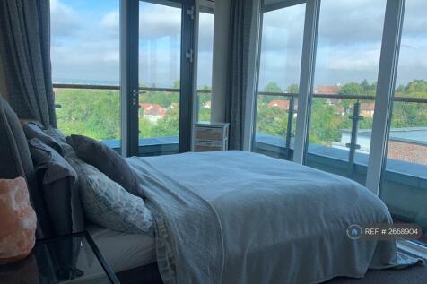 Main Bedroom - Penthouse View 