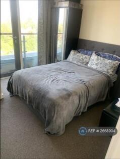 En-Suite Bedroom With Terrace (Bedroom Set Up)