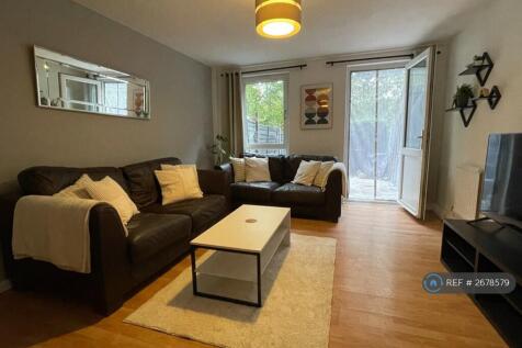 Living Room ¿ Access To Private Garden