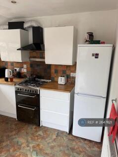 Shared New Kitchen 1