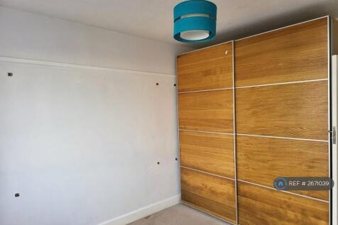 Wardrobe In Master Bedroom