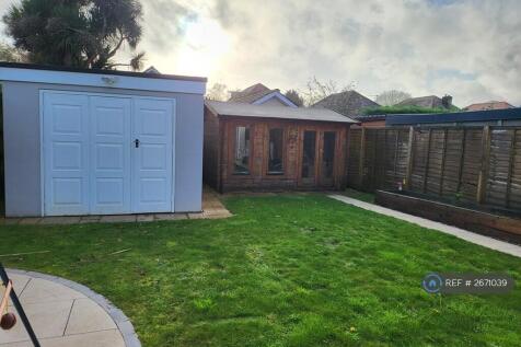 Garden , Garage And Shed House