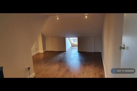 2nd Floor Large Loft Bedroom