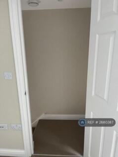 Top Floor Entrance To Bed 2