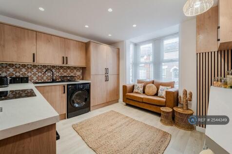 Communal Area At 23 Charlotte St