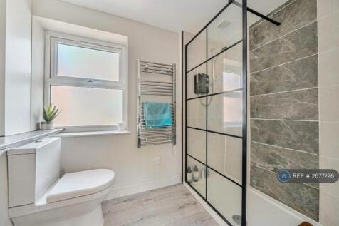 Ensuite Walk In Shower