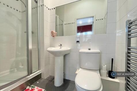 En Suite Shower Room