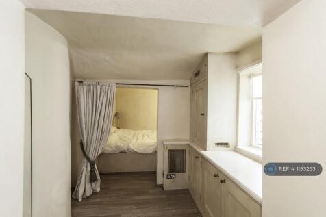 Bedroom - With Large Double Bed