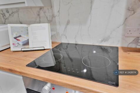 Electric Hob &amp; Oven (New)