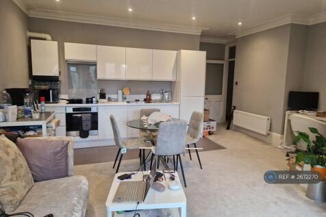 Lounge, Kitchen/Diner