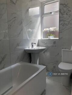 Luxury Fully Tiled Bathroom With Porcelain Tiles