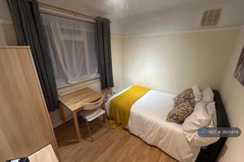 Bedroom View 3 &amp; Wardrobe, Table And Side Table 