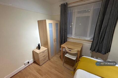 Bedroom View 5 &amp; Wardrobe, Table And Side Table 