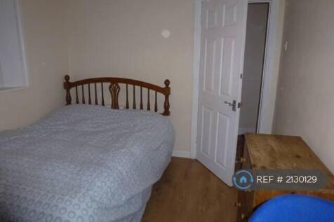 Bedroom 5 Downstairs Back