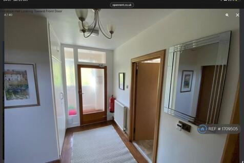 Kitchen On Right.Porch Has Room Shoes And Coats 