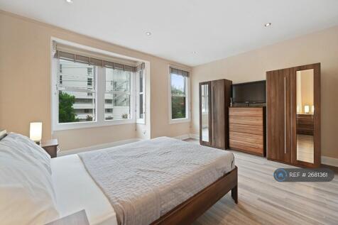 First Floor Front Bedroom